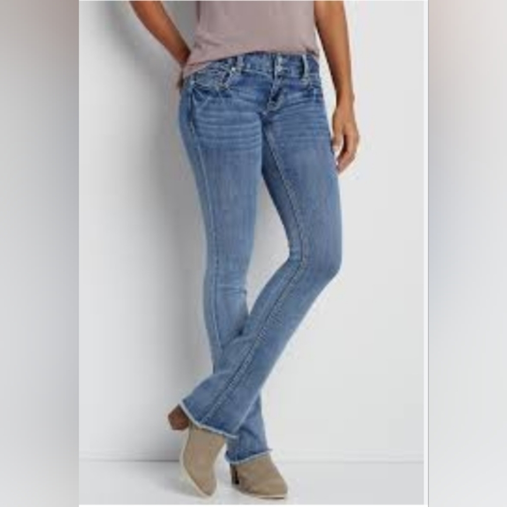 Maurices jeans